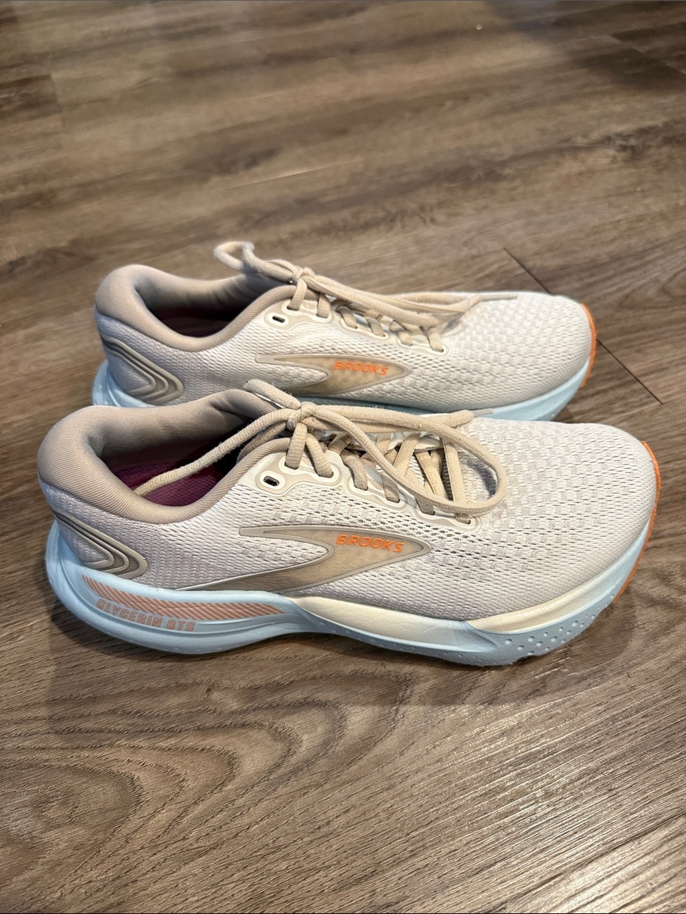 BROOKS Women's Glycerin 21 Running Shoes Size 7 in Coconut/Aqua